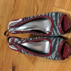 Zebra slingbacks